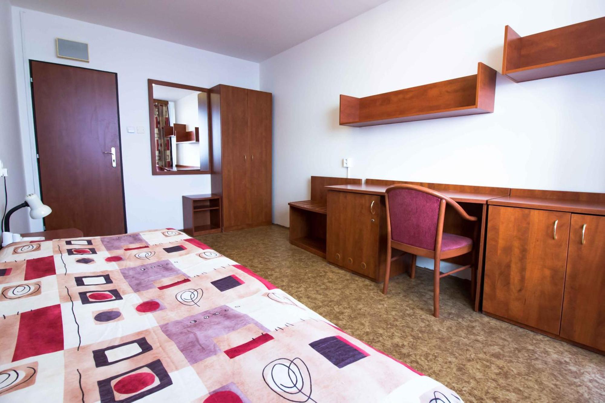 Albergue Eislerova Kolej Jarov Praga Exterior foto